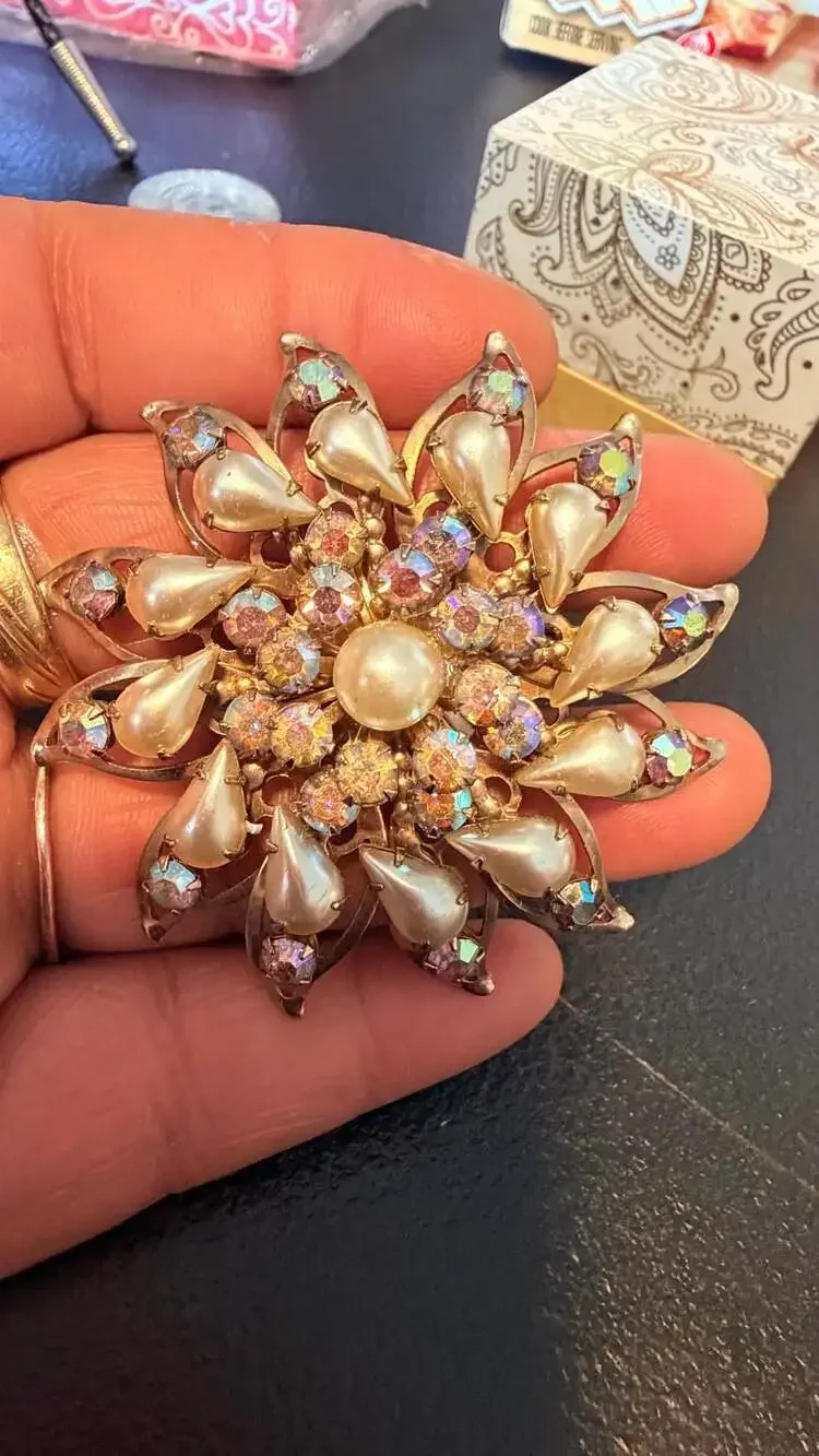 Vintage Mid-Century Floral Brooch W/ Faux Pearls & Aurora Borealis Rhinestones